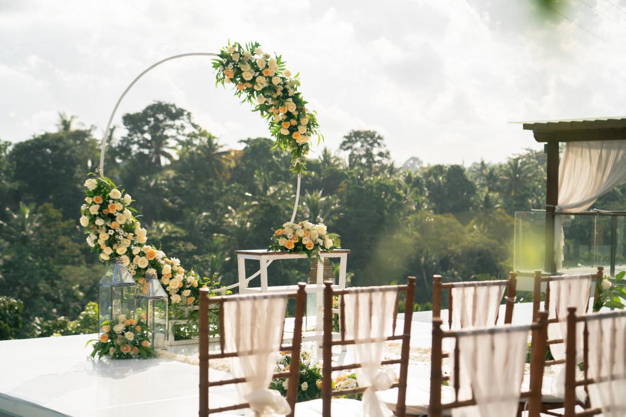 Goya Boutique Resort Убуд Екстер'єр фото A wedding arch