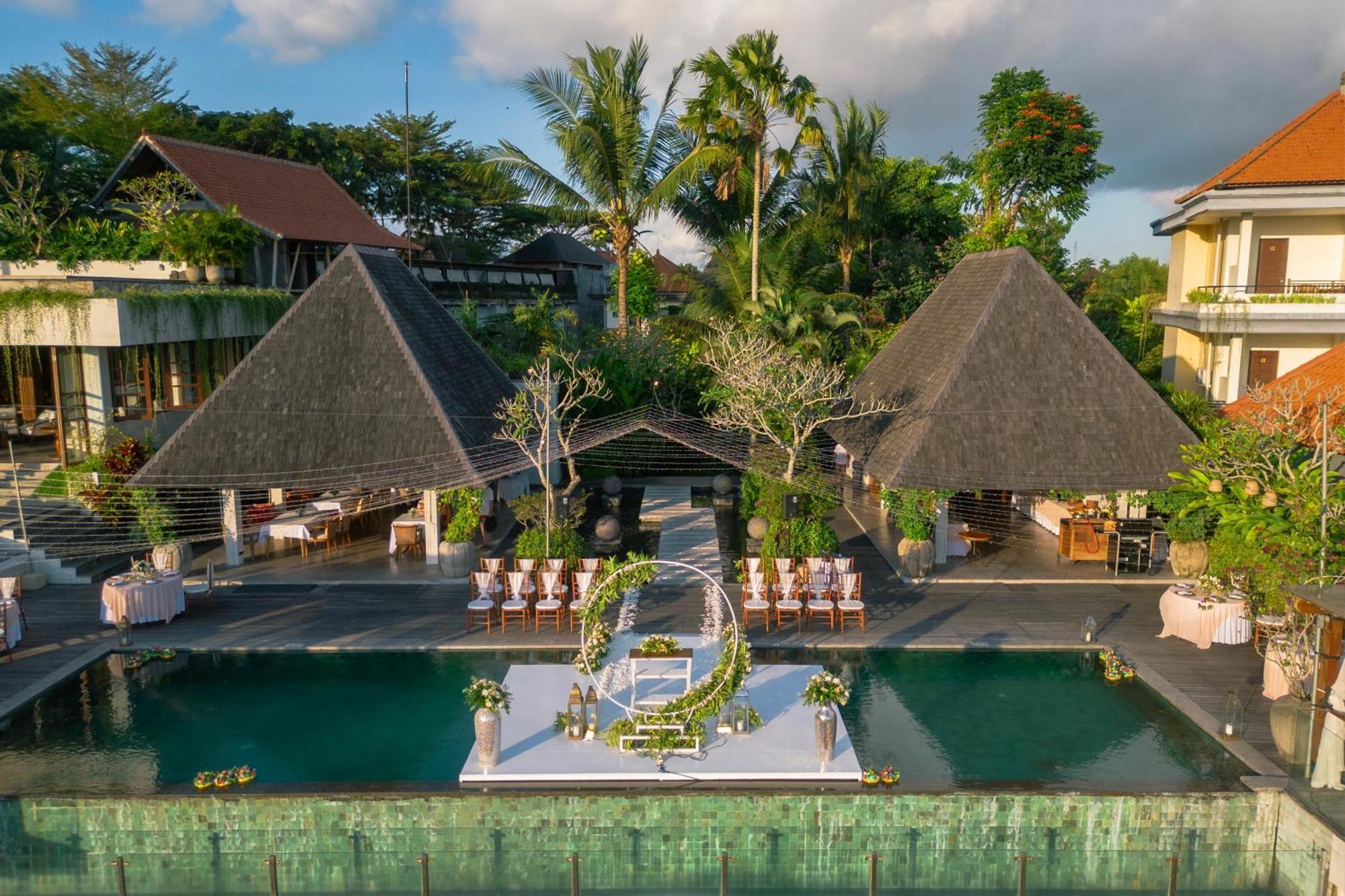 Goya Boutique Resort Убуд Екстер'єр фото The resort's main pool