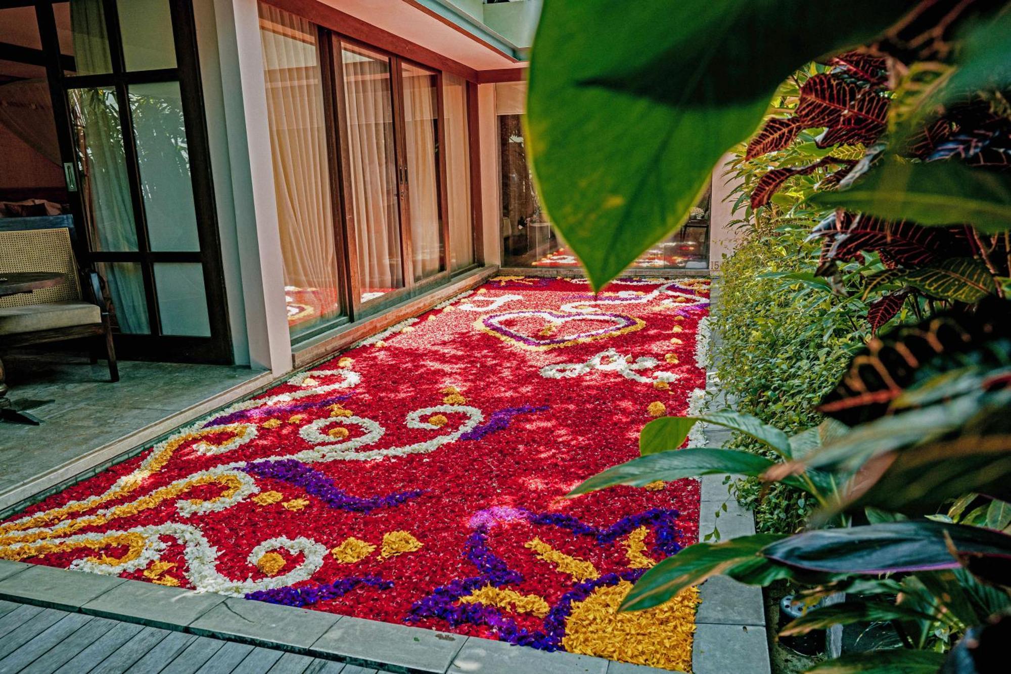 Goya Boutique Resort Убуд Екстер'єр фото Floral carpet at a house in Kerala