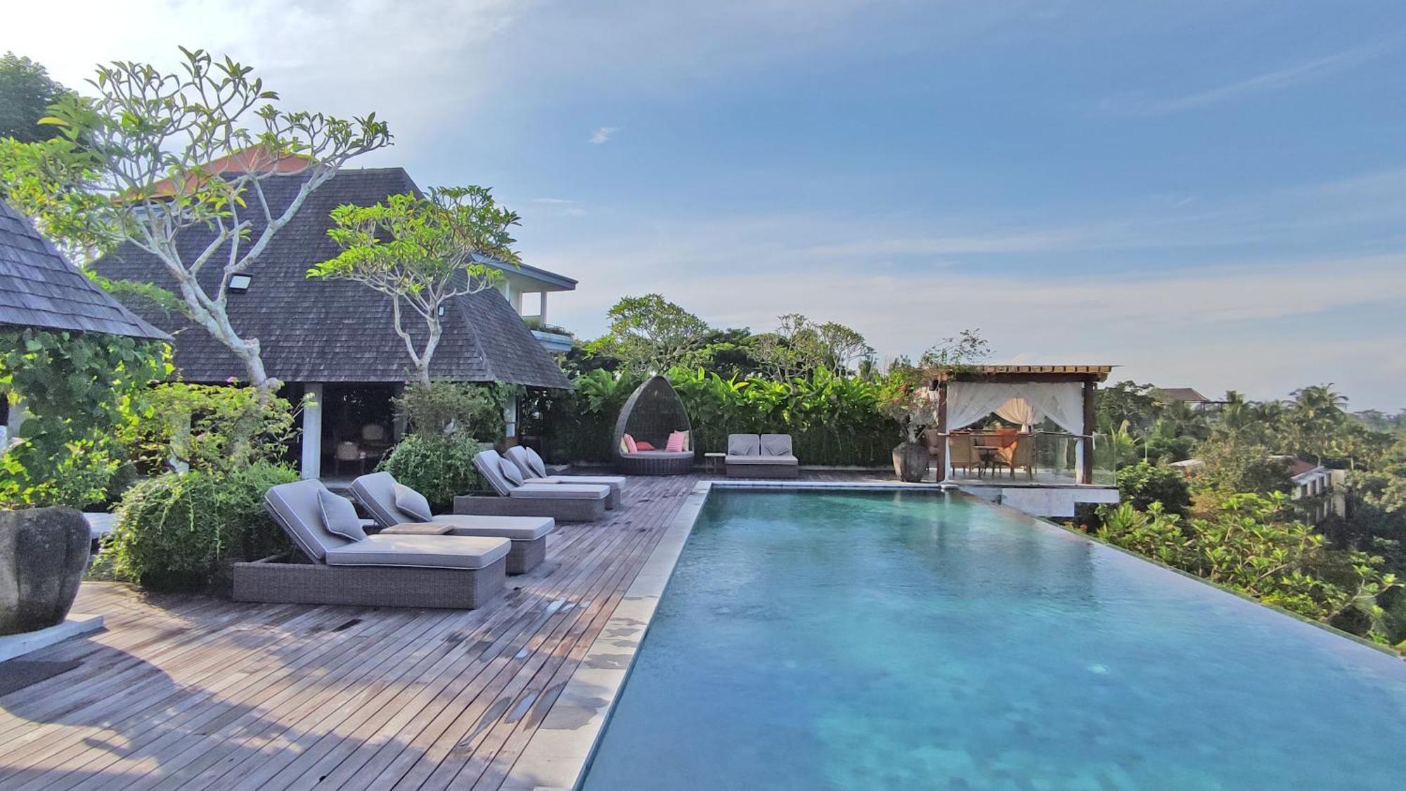 Goya Boutique Resort Убуд Екстер'єр фото The swimming pool at the hotel